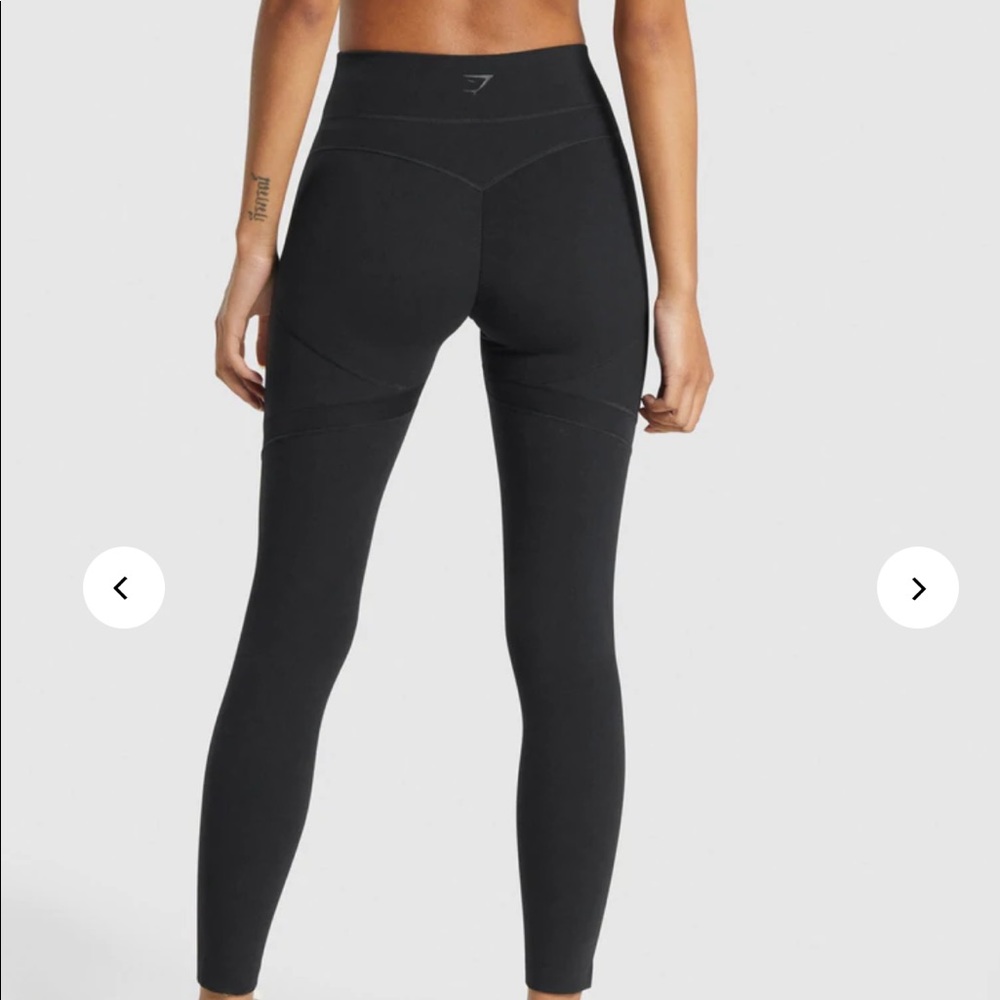 Whitney Simmons x Gymshark leggings